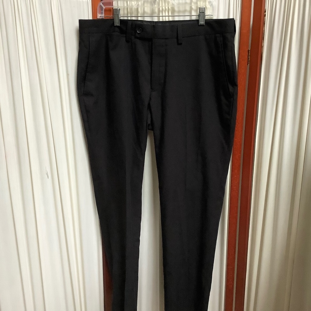 Nordstrom Rack Women’s Black Dress Pants 36W x 30L